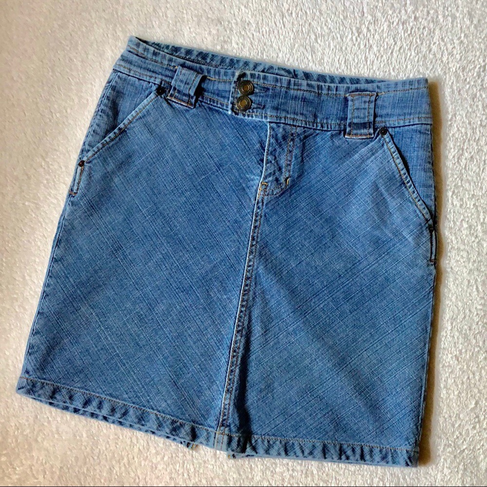 Gap Denim Skirt size 4